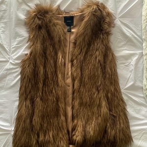 Forever 21 Brown Faux Fur Vest Size M